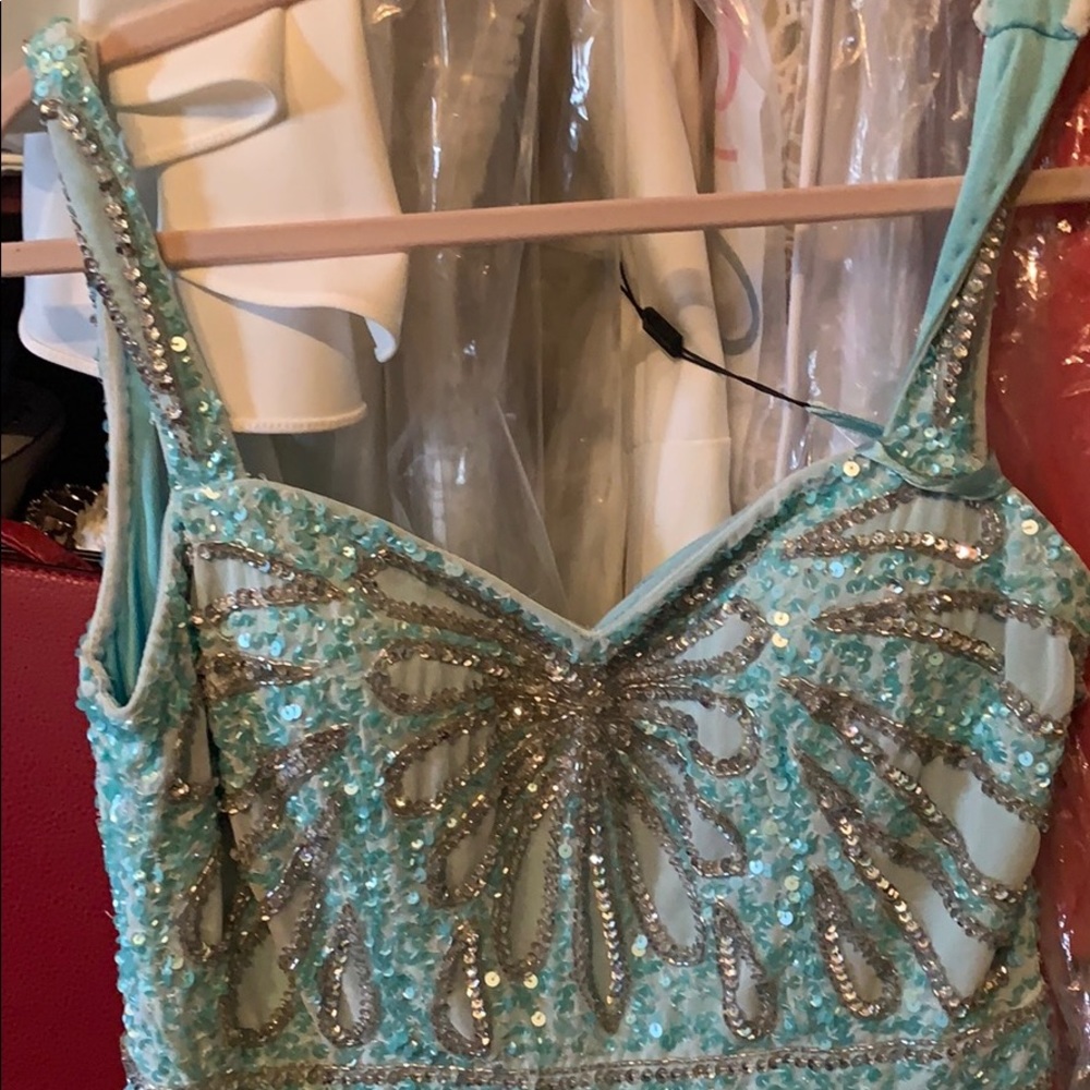 Beautiful Beaded Gown - Picture 4 of 9
